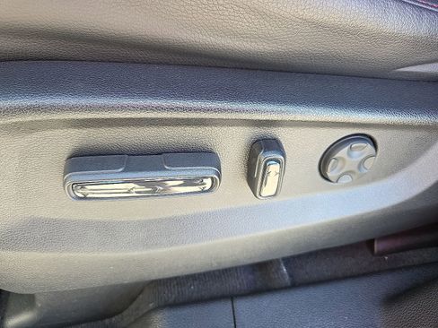 Used 2024 Honda Odyssey Sport image 15