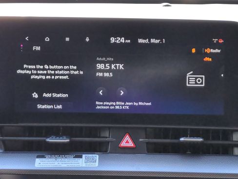 Used 2023 Kia Sportage SX image 17