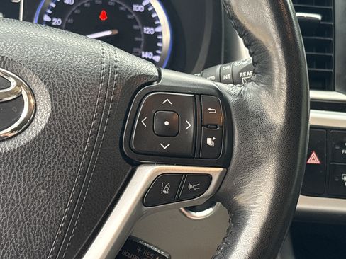 Used 2019 Toyota Highlander Limited Platinum AWD/4WD image 20