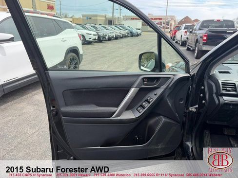 Used 2015 Subaru Forester 2.5i Premium w/ All-Weather Package AWD/4WD image 18