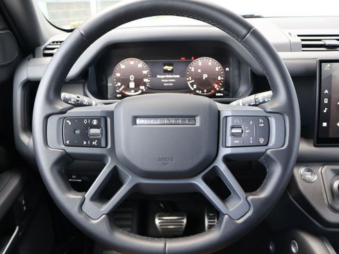 Certified 2025 Land Rover Defender 110 S AWD/4WD image 14