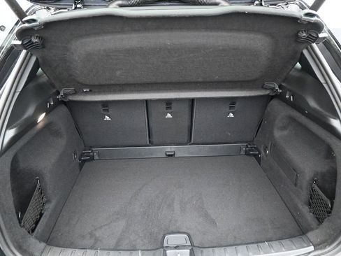 Used 2022 Mercedes-Benz GLA 250 4MATIC w/ Premium Package image 27