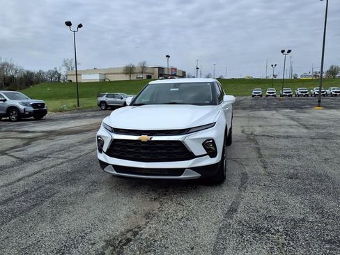 Used 2025 Chevrolet Blazer LT AWD/4WD image 38