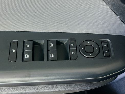 Used 2025 Kia K4 FWD image 15