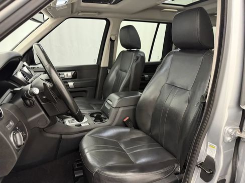Used 2016 Land Rover LR4 HSE Silver Edition AWD/4WD image 10