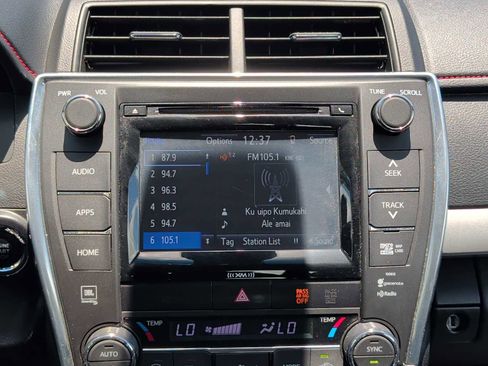 Used 2017 Toyota Camry XSE FWD image 12