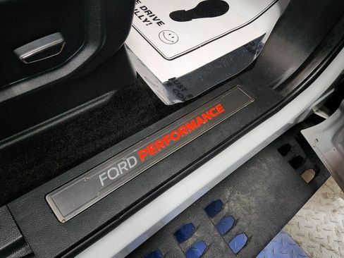 Used 2017 Ford F150 Raptor w/ Equipment Group 802A Luxury image 19