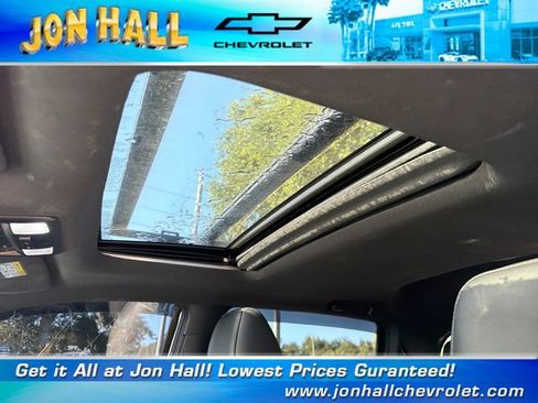 Used 2023 Toyota Tacoma TRD Off-Road w/ TRD Premium Off Road Package AWD/4WD image 18