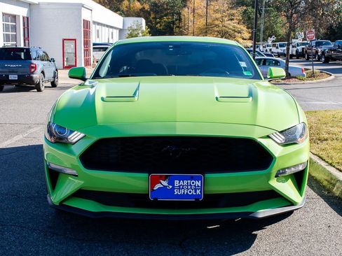 Used 2020 Ford Mustang Coupe image 2