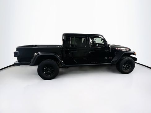 Used 2022 Jeep Gladiator Mojave w/ Cold Weather Group image 4