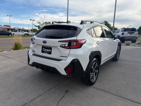 Used 2026 Subaru Crosstrek 2.5i Premium AWD/4WD image 7