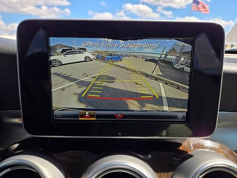 Used 2019 Mercedes-Benz GLC 300 image 29