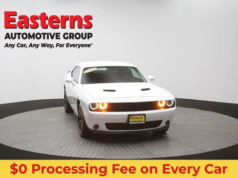 Used 2018 Dodge Challenger R/T w/ Blacktop Package RWD image 49
