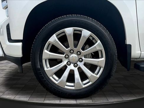 Used 2021 Chevrolet Silverado 1500 High Country AWD/4WD image 33