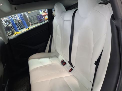 Used 2021 Tesla Model 3 Performance AWD/4WD image 10
