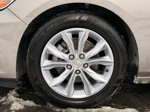 Used 2024 Chevrolet Malibu LT FWD image 10