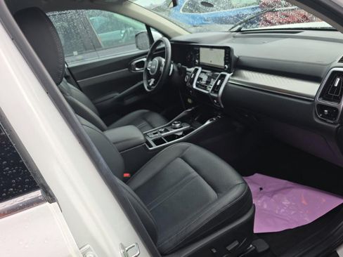 Used 2023 Kia Sorento EX FWD image 15