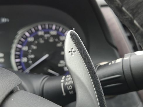 Used 2017 INFINITI Q50 Sport image 18