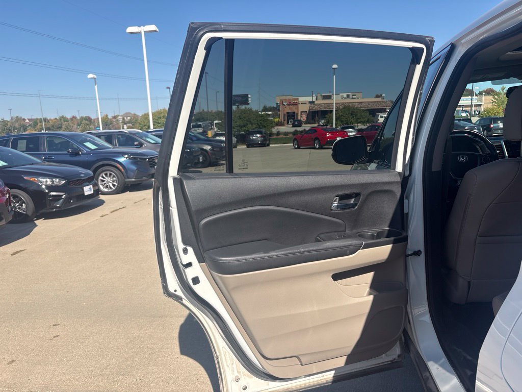 Certified 2018 Honda Pilot EX-L image 37