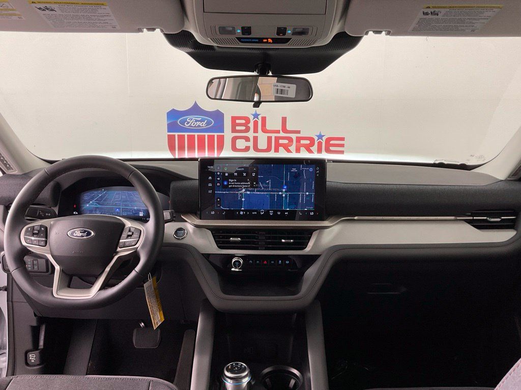 New 2026 Ford Explorer Active RWD image 18