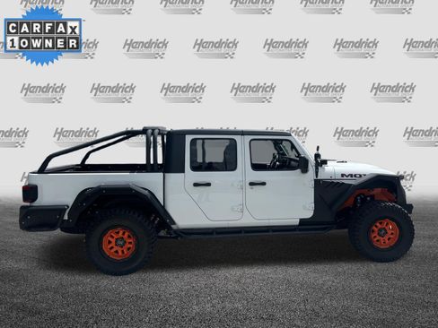 Used 2020 Jeep Gladiator Mojave AWD/4WD image 11
