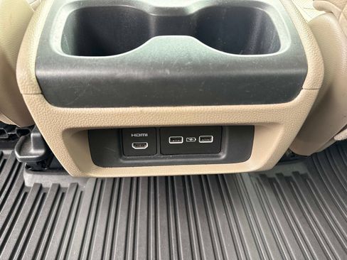 Used 2022 Honda Odyssey Elite image 15