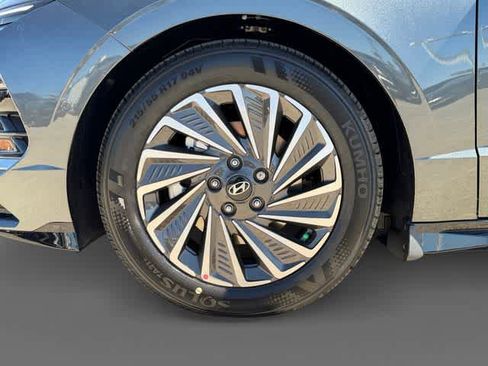 New 2026 Hyundai Sonata Limited image 9