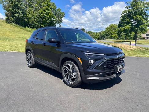 Certified 2025 Chevrolet TrailBlazer RS w/ Convenience Package AWD/4WD image 1