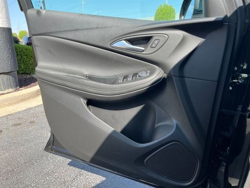 Used 2025 Buick Encore GX Preferred image 18