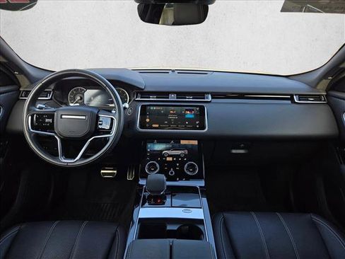 Certified 2022 Land Rover Range Rover Velar R-Dynamic S image 19