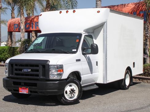 Used 2019 Ford E-350 and Econoline 350 Super Duty image 4