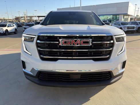 Used 2025 GMC Acadia Elevation image 4