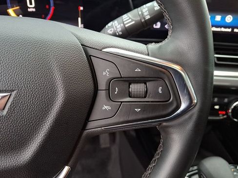Used 2024 Chevrolet Trax ACTIV w/ Sunroof Package FWD image 34