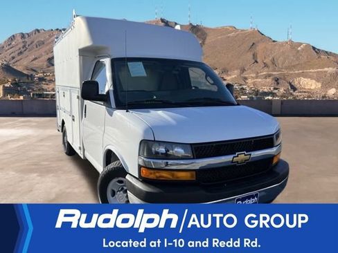 Used 2017 Chevrolet Express 3500 image 7