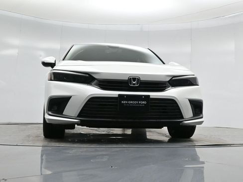 Used 2024 Honda Civic Touring image 45