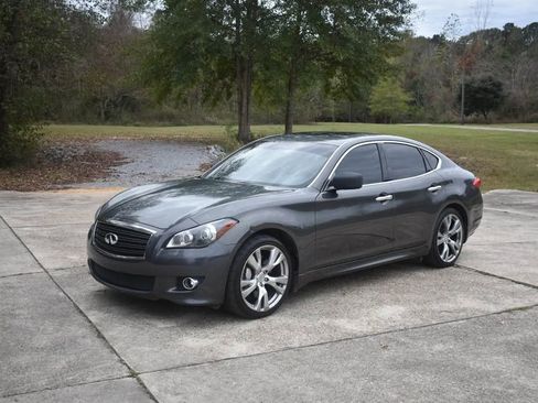 Used 2013 INFINITI M37 w/ Premium Pkg image 2