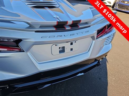 Used 2024 Chevrolet Corvette Stingray Premium Conv w/ Z51 Performance Package image 11