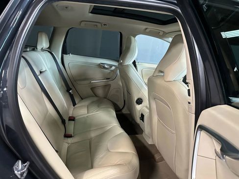 Used 2014 Volvo XC60 T6 image 18