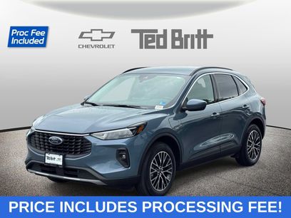 Used 2025 Ford Escape SE w/ Class II Trailer Tow Package