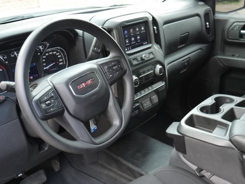 Used 2021 GMC Sierra 1500 4x4 Crew Cab w/ Sierra Value Package image 19