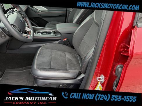 Used 2025 Ford Explorer ST AWD/4WD image 26