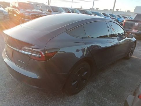 Used 2022 Tesla Model 3 Long Range image 6