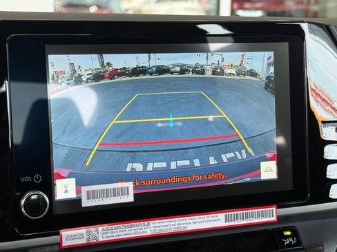 Used 2026 Toyota Camry SE FWD image 25