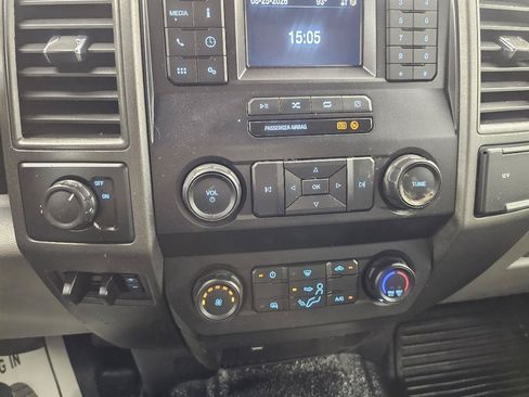 Used 2022 Ford F250 XL w/ Power Equipment Group RWD image 14