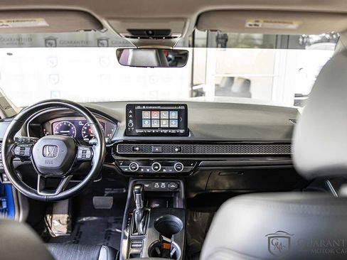 Used 2022 Honda Civic Touring image 34