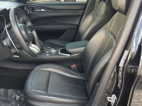 Used 2022 Alfa Romeo Stelvio Sprint AWD/4WD image 16