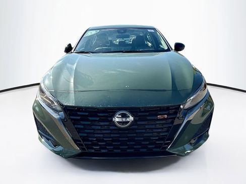 New 2025 Nissan Altima 2.5 SR w/ SR Premium Package image 2