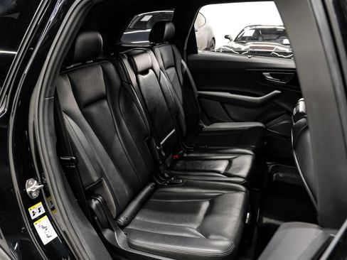 Used 2019 Audi Q7 3.0T Prestige w/ Prestige Package AWD/4WD image 48
