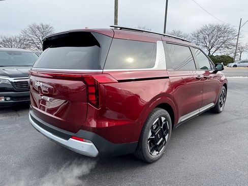 New 2026 Kia Carnival EX image 3