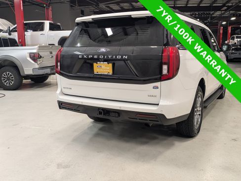Certified 2025 Ford Expedition Max Active image 4